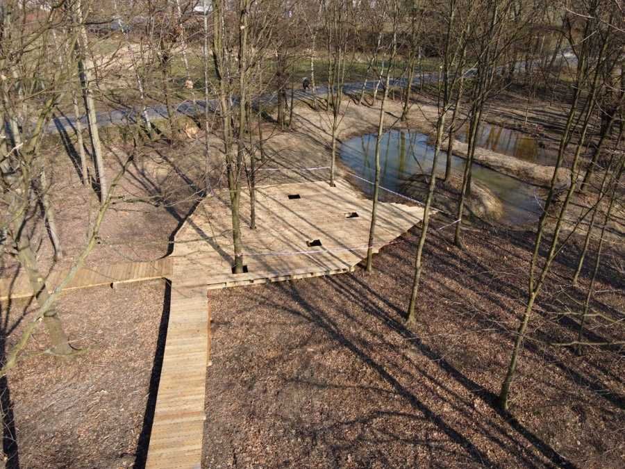 V Ostravě otevřen unikátní přírodní park: Stezky, mostky a herní plochy!