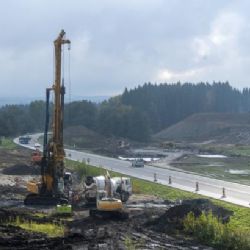 Na trase budoucí D35 na Svitavsku vzniká 400 metrů dlouhý most