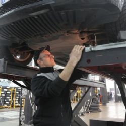 Nezaměstnanost v říjnu klesla na 3,5 procenta, volných míst ubylo