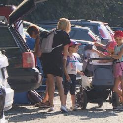 Nový parkovací systém na Svatém Kopečku má podle zoo dál problémy. Město tvrdí, že funguje