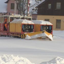 V jižních Čechách už fungují dodávky elektřiny, hejtman odvolal kalamitní stav. Sněžení vystřídá silný mráz