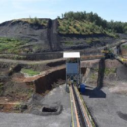 Z hořící ostravské haldy zkoušejí využít teplo. Dali do ní výměník