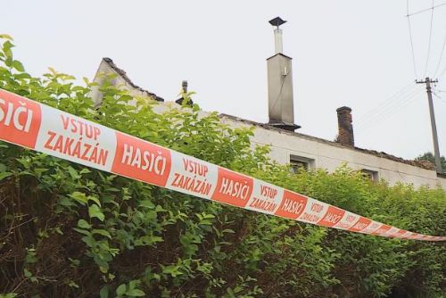 Foto: Za explozi v Otinovsi může výroba pyrotechniky, tvrdí část místních. Policie příčiny vyšetřuje