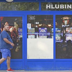 Zdravotníci očkují ve vyloučených komunitách Ostravy, zájem je nízký