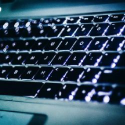 Žena si vymyslela, že ji napadli Ukrajinci. Soud jí dal podmínku