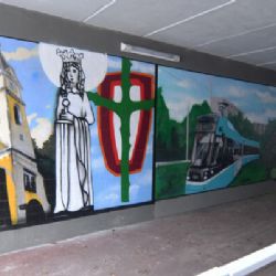 Oživený podchod u zastávky Benzina: Nová výmalba bojuje proti vandalům a sprejerům