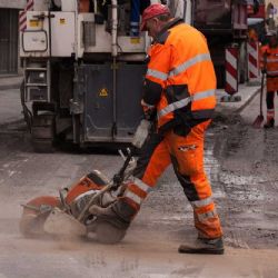 Dopravní omezení v Moravskoslezském kraji: Rekonstrukce mostů a tramvajové trati