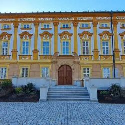 Povodeň poničila park u zámku Linhartovy: Kastelán Hrubý věří v brzké znovuotevření