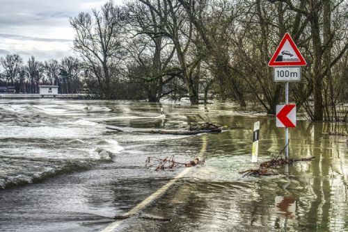 Foto: Povodně v Jeseníkách: Intenzivní srážky zvedají hladiny řek