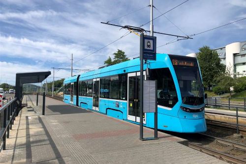 Foto: DPO ruší posílení tramvají 11, 12 a 6, autobusy na lince 5 zůstávají