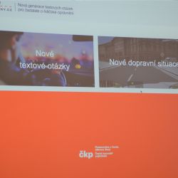 Nastávající řidiči budou lépe připraveni. Nově i díky videím v závěrečných testech