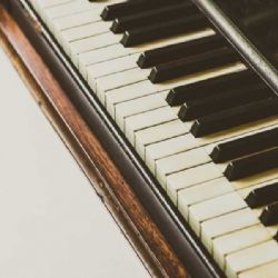 Klavíry v ulicích Ostravy: Hudba spojuje komunitu