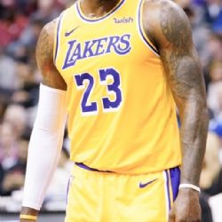 Lakers James naznačil konec v NBA