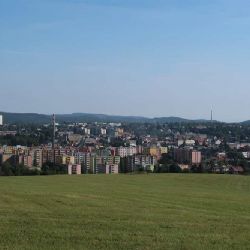 „Větrníky v Bruntálu: Kontroverze a starosti o turistický ruch“