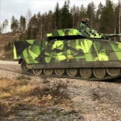 Z armády do výroby: bývalý velitel Dukelské brigády pomáhá budovat obrněnce CV90
